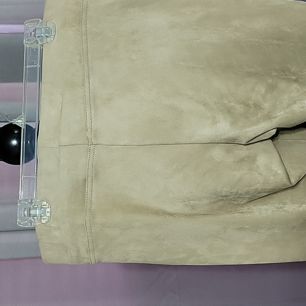 Pants - Picture 2 of 3